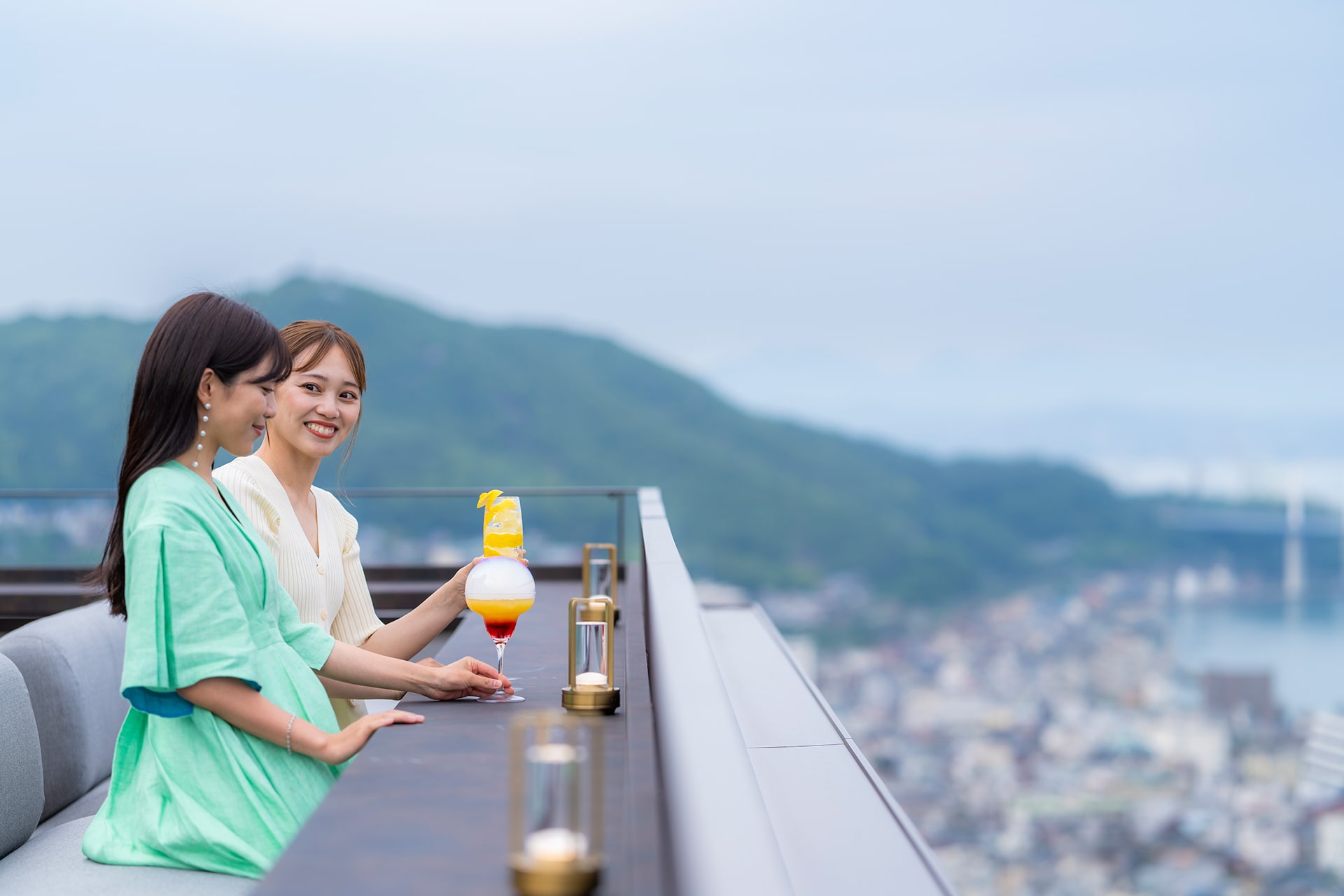 ルーフトップバー